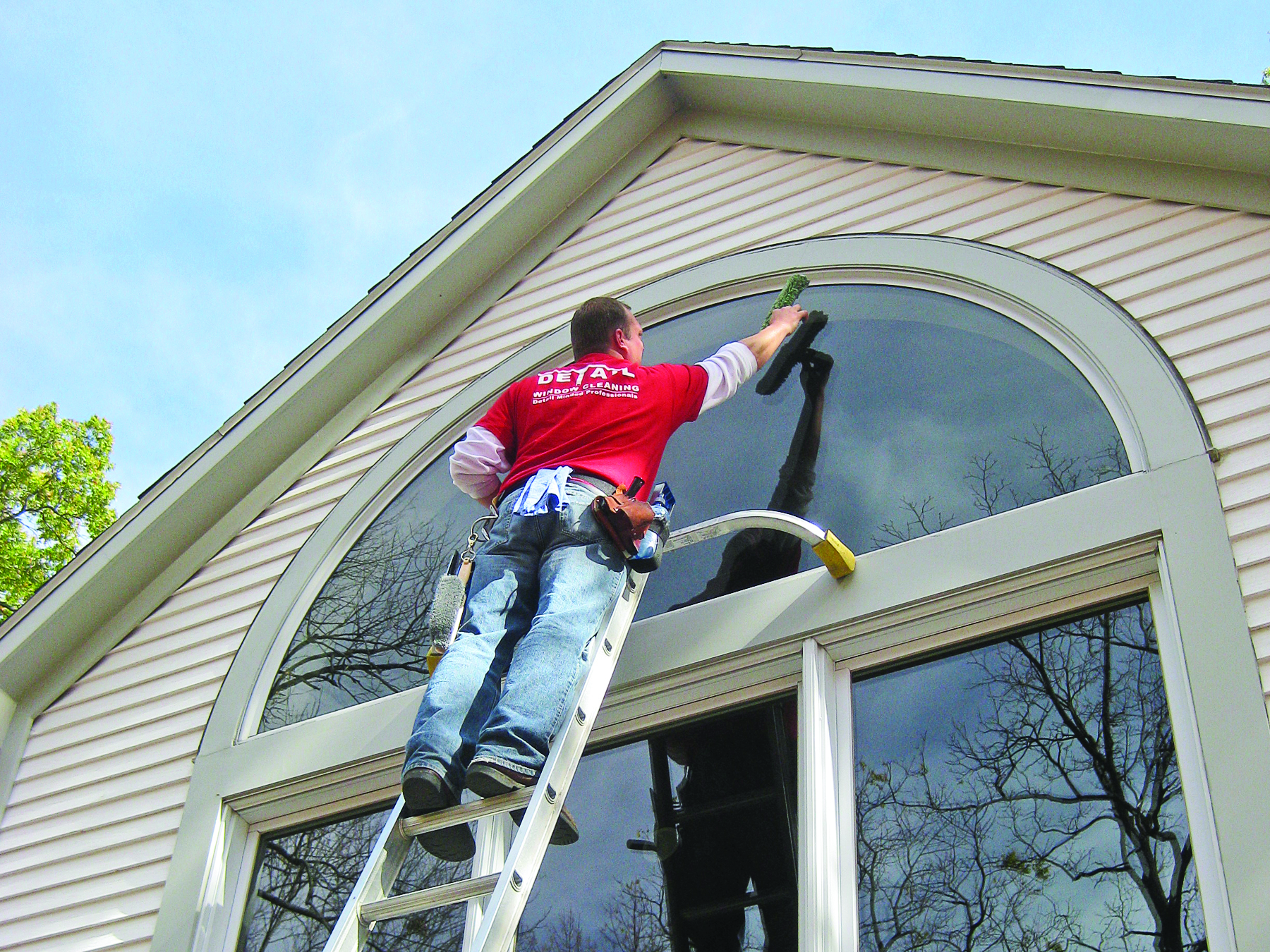 Allow Professionals To Do Your Window Cleaning Tasks