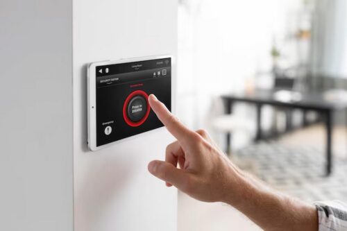 How Do Monitored Alarm Systems Work?