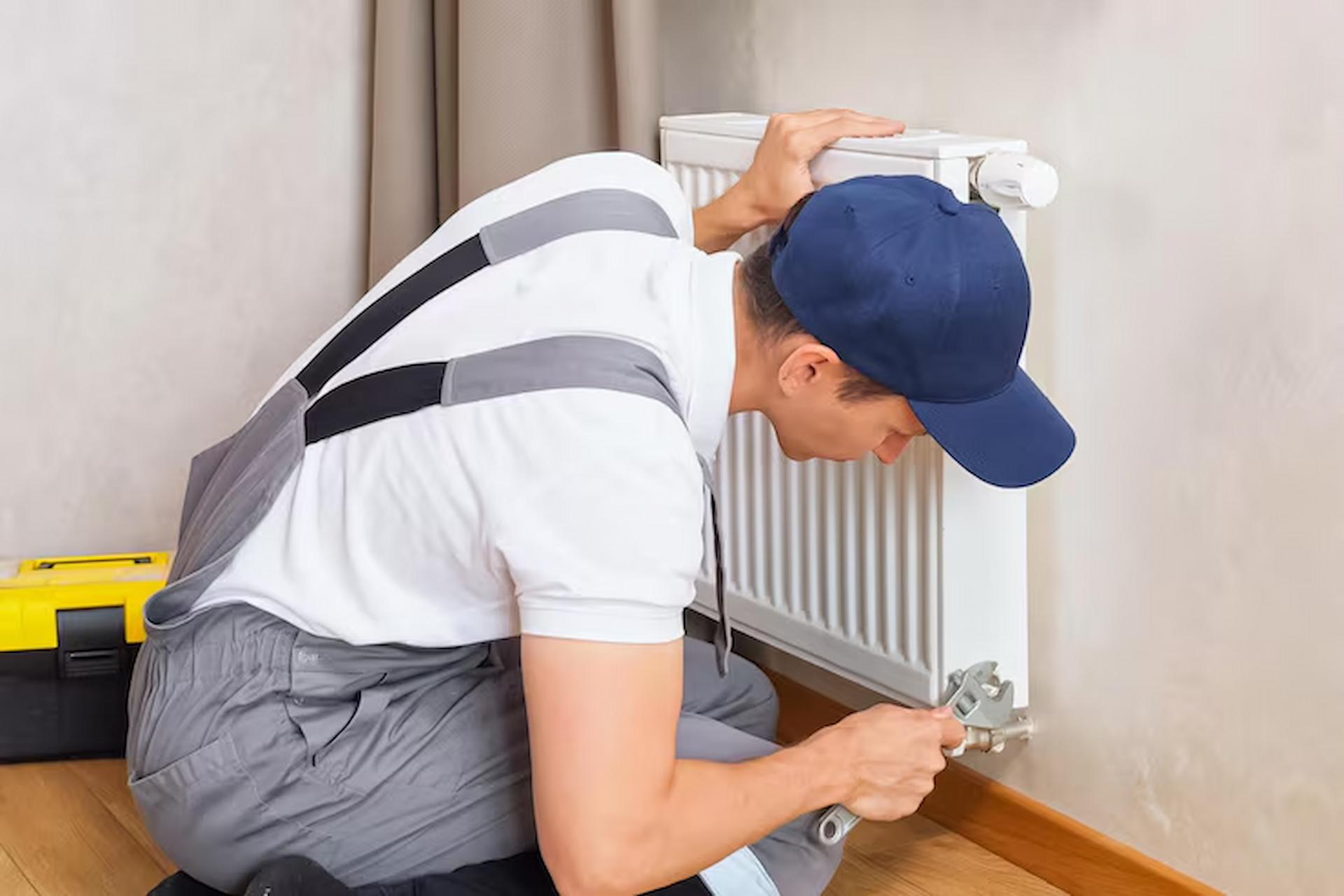 What Homeowners Should Know Before Hiring a Heating and Cooling Specialist